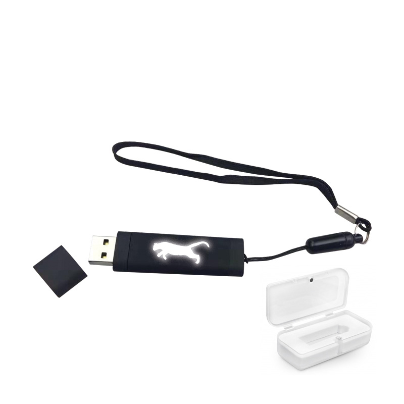 Toptan Promosyon F-200-32 Siyah – Beyaz Işık 32 GB Işıklı Rubber Usb Modelleri