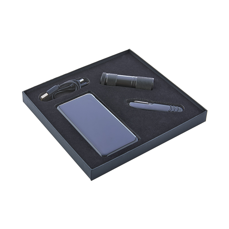 Toptan Promosyon 850 Siyah Powerbank & Çakı & Elfeneri Set Modelleri